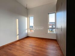 Toh Estate (D17), Terrace #498409471